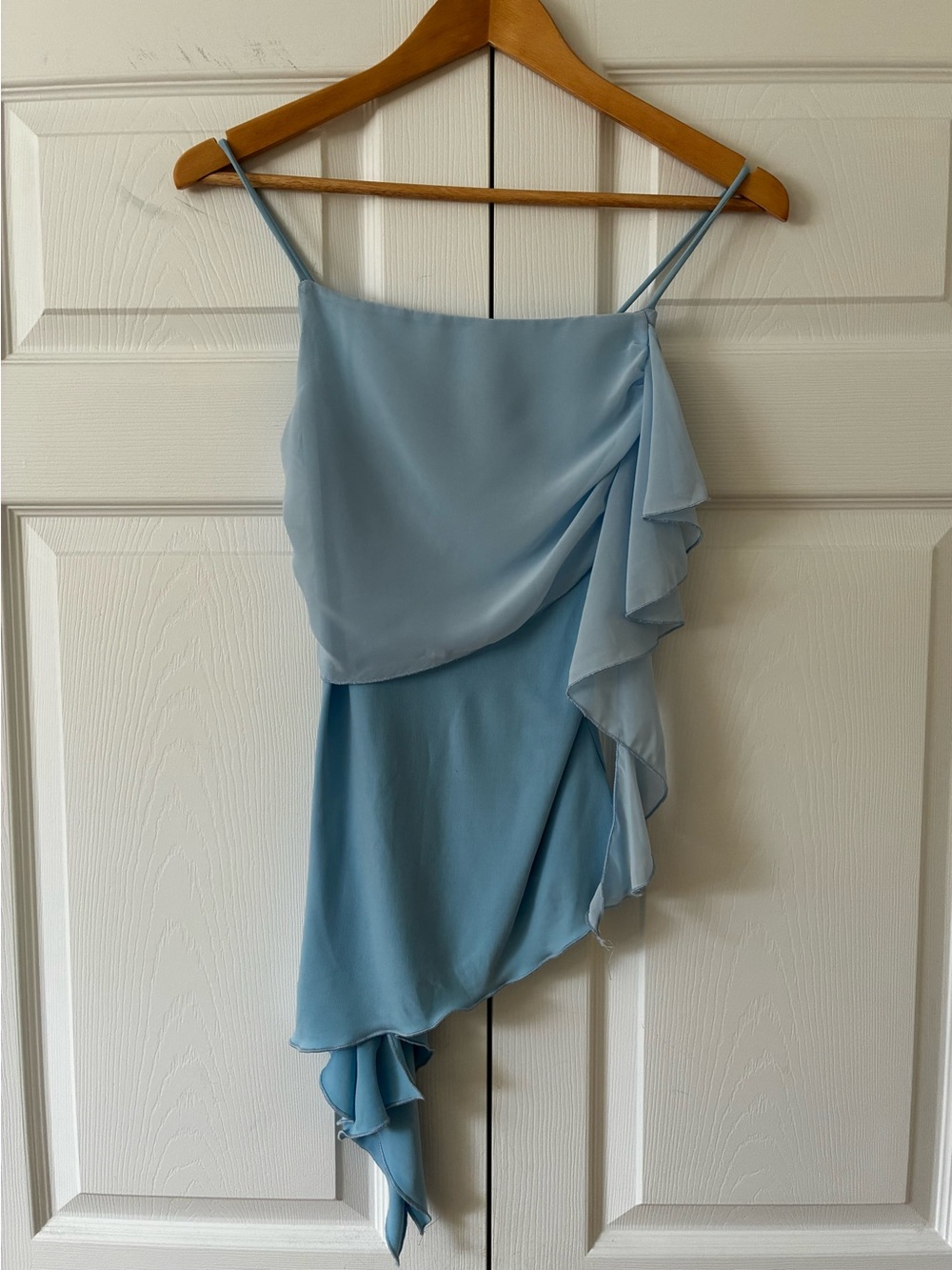 Y2K Zara Larsson inspired flowy top